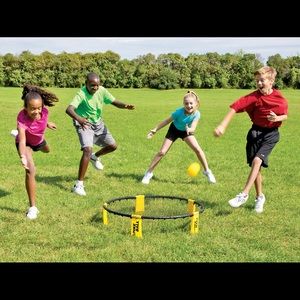 Spike ball set